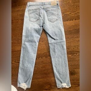 Abercrombie & Fitch Light Wash Cropped Jeans